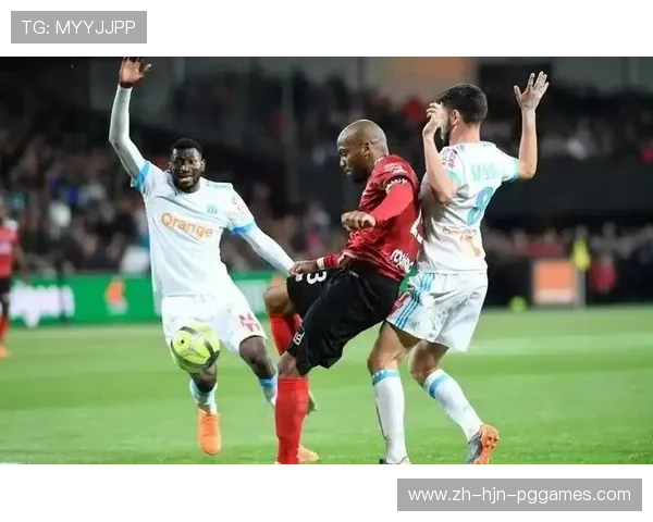 足球比赛中的攻守平衡与阵型优化